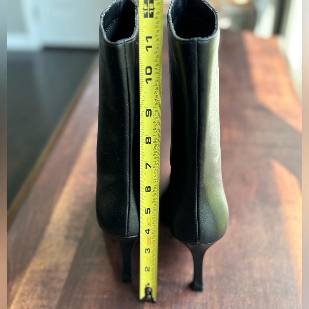 Lisa Vicky - Arthaul Pointed Toe Bootie - Picture 13 of 14
